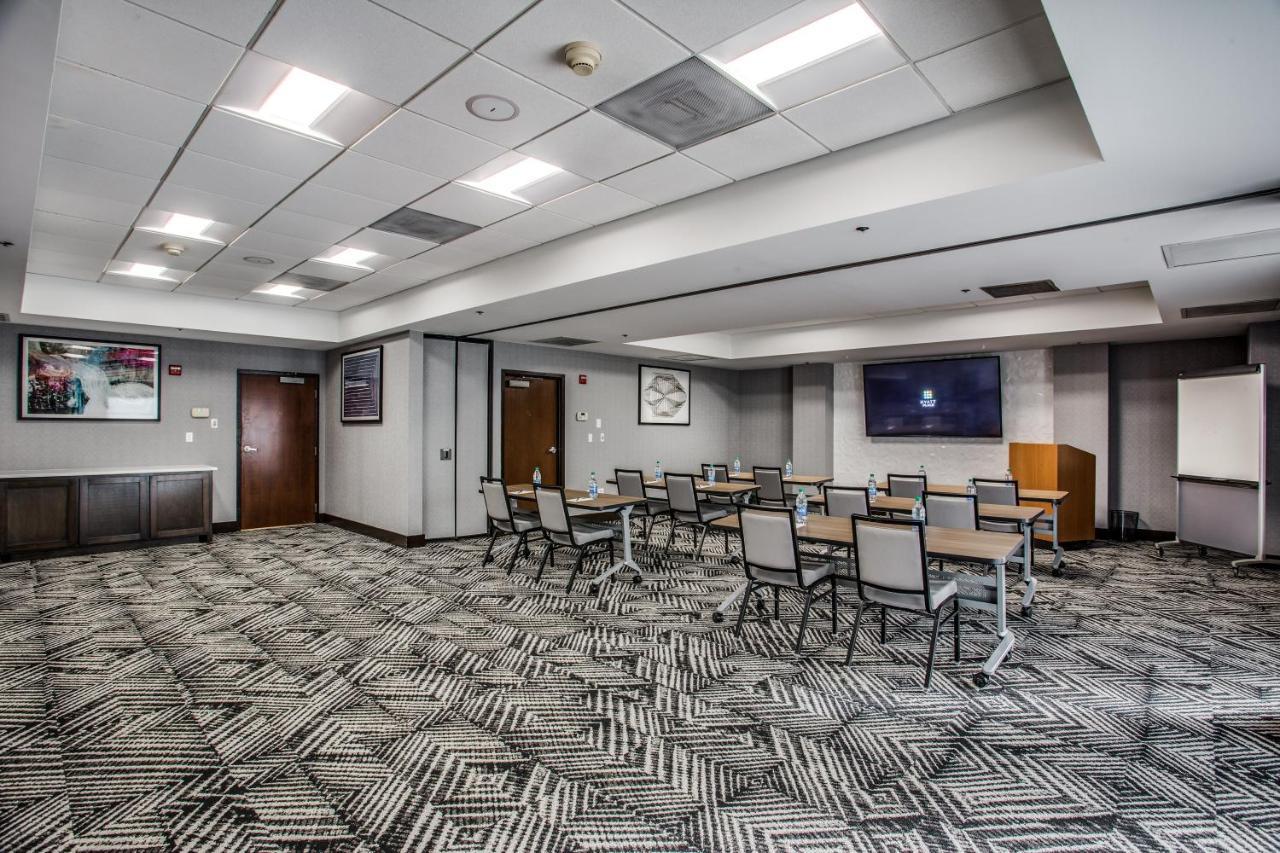 Hyatt Place Fort Worth / Cityview Exterior foto